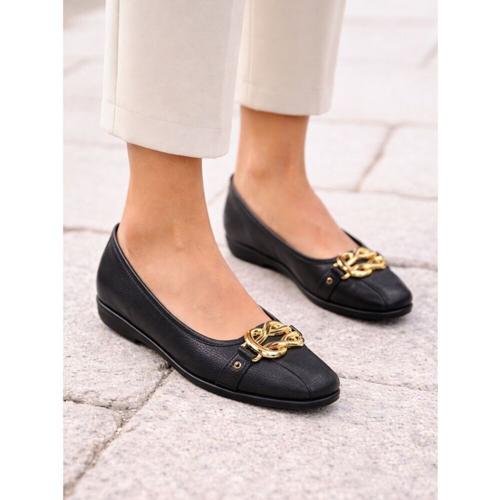 AEROSOLES Black Leather Ballet Flat with Gold Emblem